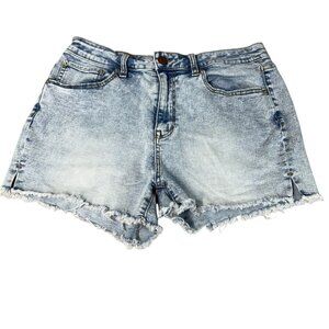 No Boundaries Women Juniors Size 13 Light Wash Distressed Denim Shorts